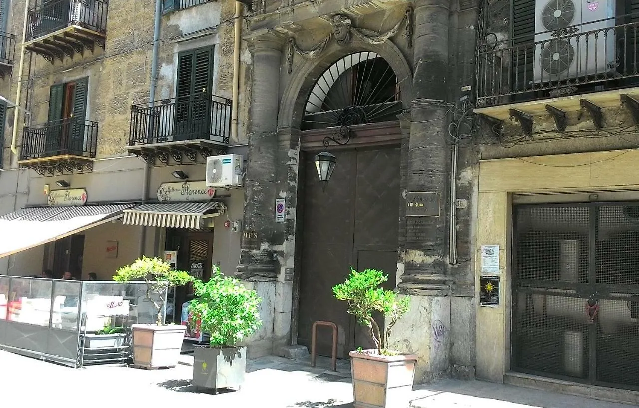 Palazzo Filangeri Di Amorosa Palerme Italie